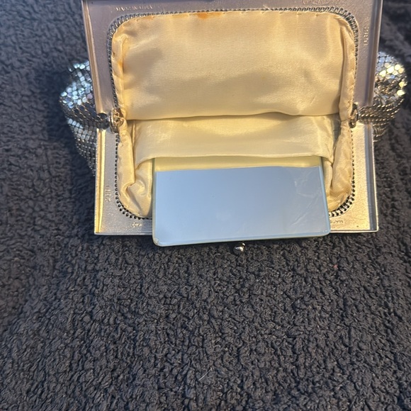 WHITING & DAVIS mesh clutch evening bag 🐈‍⬛